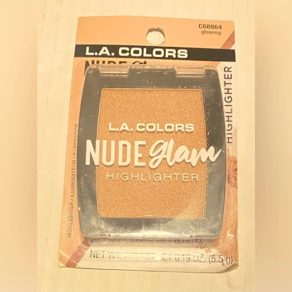 🛍️ L.A. Colors Nude Glam Highlighter C68864 glowing NET 0.19OZ . (5.5g)💥